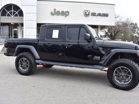 Used 2022 Jeep Gladiator Overland w/ Popular Equipment Package image 10