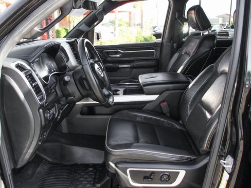 Used 2019 RAM 1500 Laramie image 17