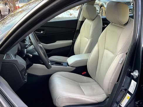 Used 2024 Honda Accord EX image 8