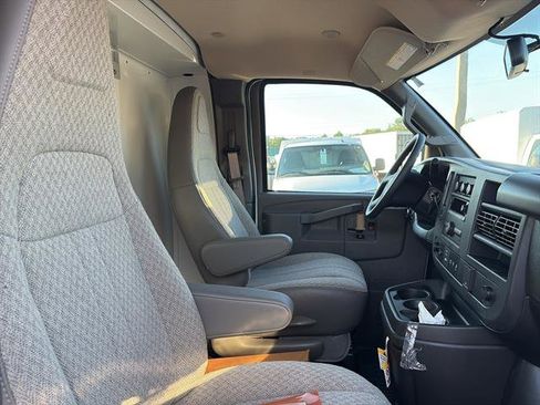 New 2025 Chevrolet Express 3500 w/ Power Convenience Package image 12