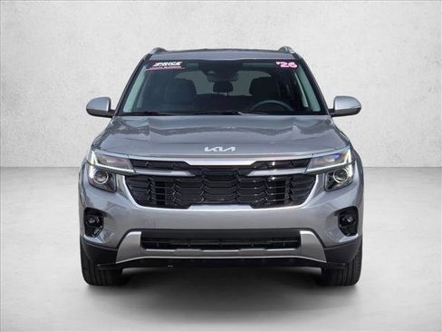 Used 2026 Kia Seltos S image 2
