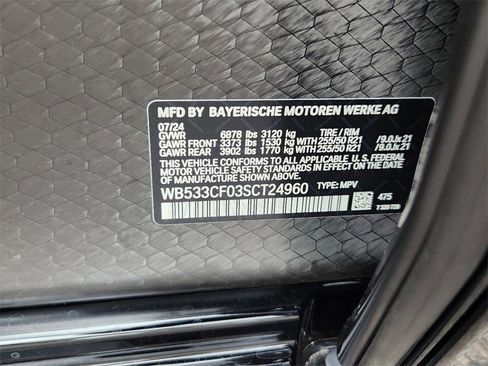 Certified 2025 BMW iX M60 image 45