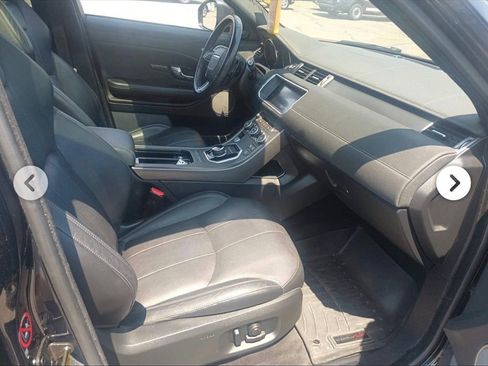 Used 2018 Land Rover Range Rover Evoque SE Premium AWD/4WD image 9