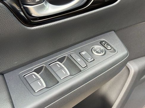 Used 2025 Honda CR-V EX-L image 27