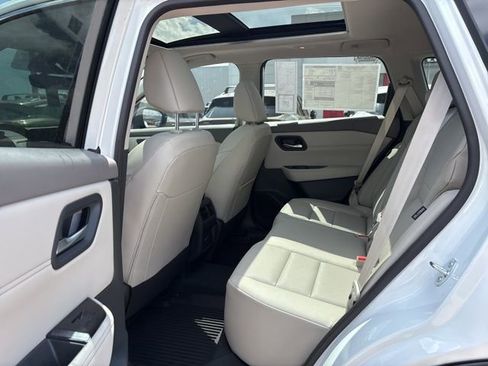 New 2026 Nissan Rogue SV AWD/4WD image 8