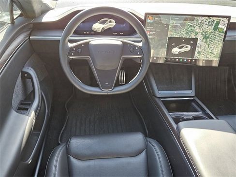 Used 2023 Tesla Model S Standard Range image 12