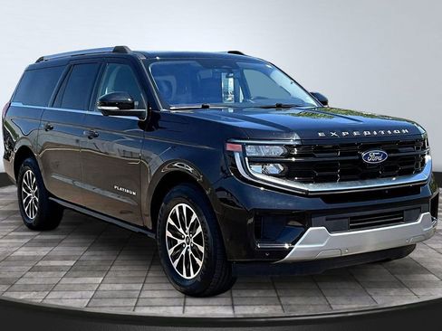 Used 2025 Ford Expedition Max Platinum AWD/4WD image 4