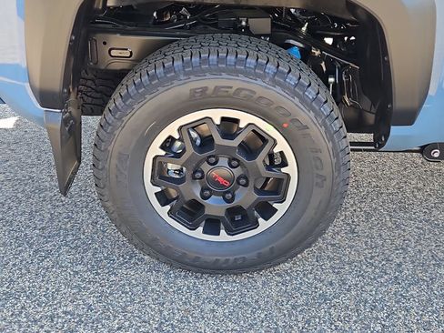 New 2026 Toyota Tacoma TRD Off-Road AWD/4WD image 5
