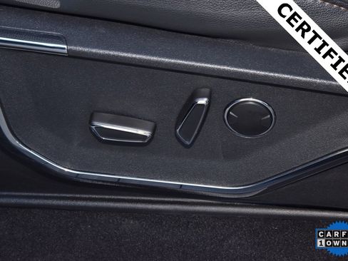 Used 2023 Ford F150 Lightning Lariat image 35