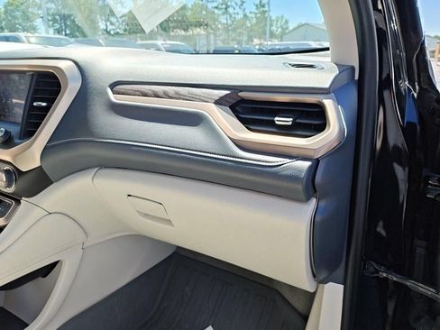 Used 2023 GMC Acadia Denali w/ LPO, Floor Liner Package FWD image 38