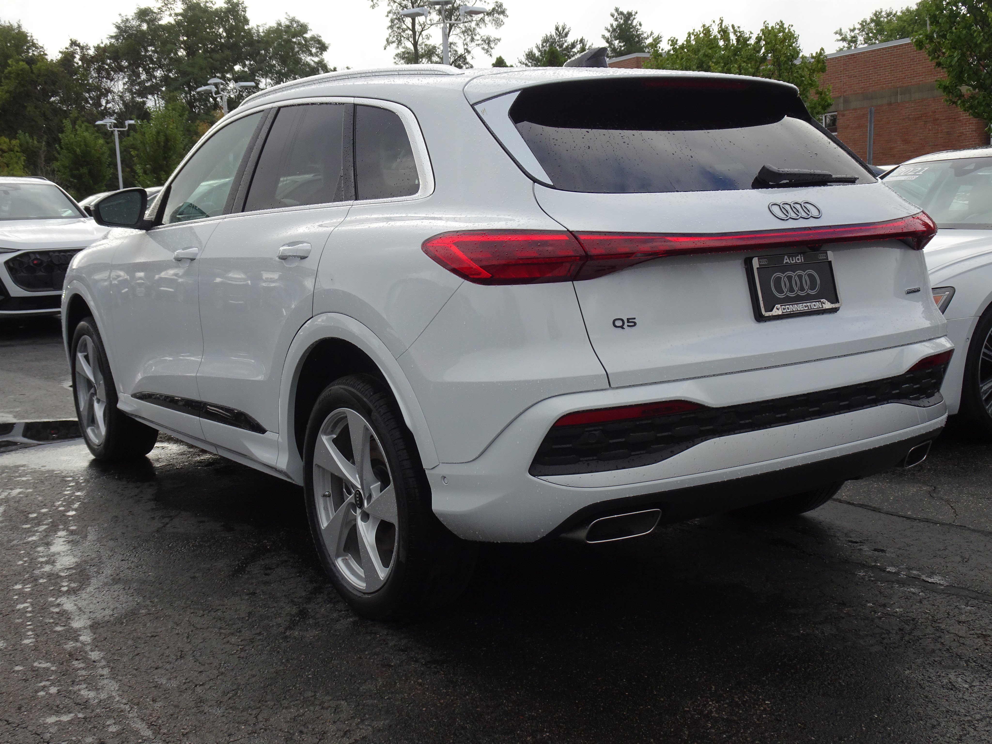 New 2026 Audi Q5 Premium Plus AWD/4WD image 3