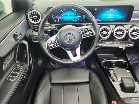 Used 2021 Mercedes-Benz CLA 250 image 38
