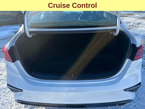 Used 2019 Kia Forte EX image 12