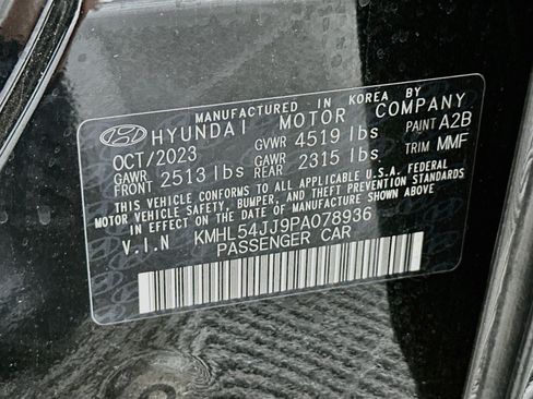Used 2023 Hyundai Sonata Limited w/ Cargo Package FWD image 12
