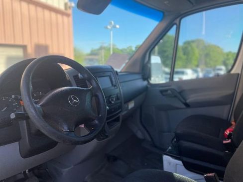 Used 2017 Mercedes-Benz Sprinter 3500 image 13