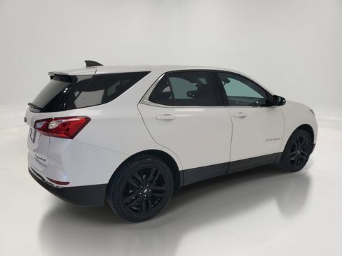 Used 2020 Chevrolet Equinox LT w/ Sport Edition image 5