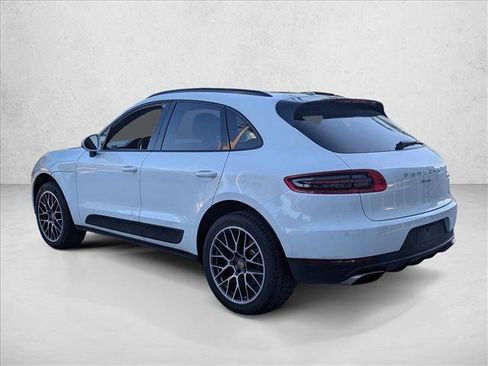 Used 2018 Porsche Macan image 7