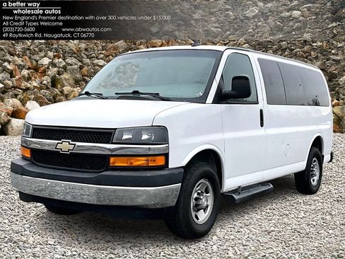 Used 2018 Chevrolet Express 3500 LT w/ LT Preferred Equipment Group image 1