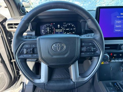 Used 2025 Toyota 4Runner TRD Off-Road Premium image 19