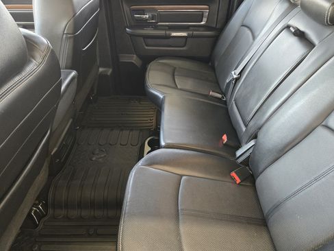 Used 2018 RAM 1500 Laramie AWD/4WD image 21