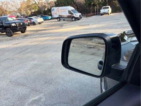 Used 2018 Dodge Durango GT w/ Technology Group image 17