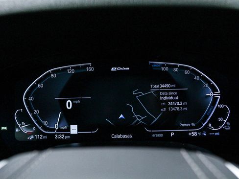 Certified 2023 BMW 530e w/ Premium Package image 24