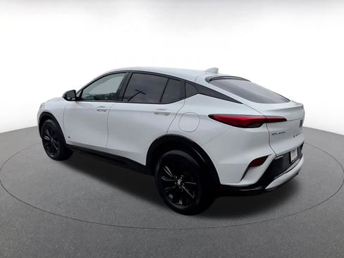 Used 2025 Buick Envista Sport Touring image 10