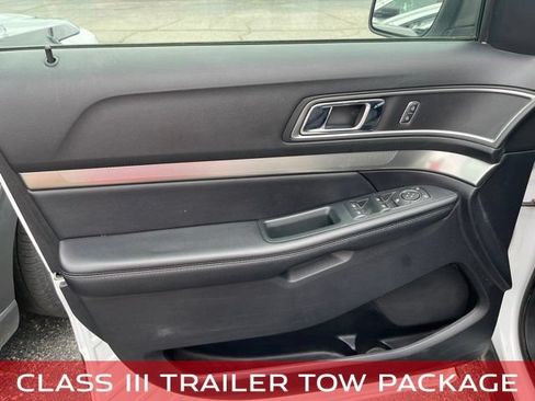 Used 2019 Ford Explorer XLT w/ Class III Trailer Tow Package AWD/4WD image 9