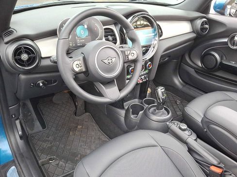 Used 2023 MINI Cooper Convertible image 9