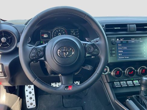 Used 2025 Toyota GR86 Premium RWD image 11