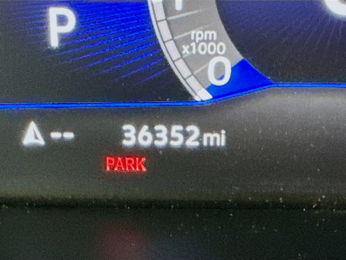 Used 2023 Volkswagen Taos SE image 19