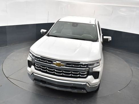 Used 2022 Chevrolet Silverado 1500 LTZ w/ LTZ Convenience Package II image 34