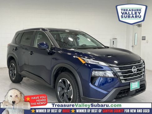 Used 2025 Nissan Rogue SV AWD/4WD image 1