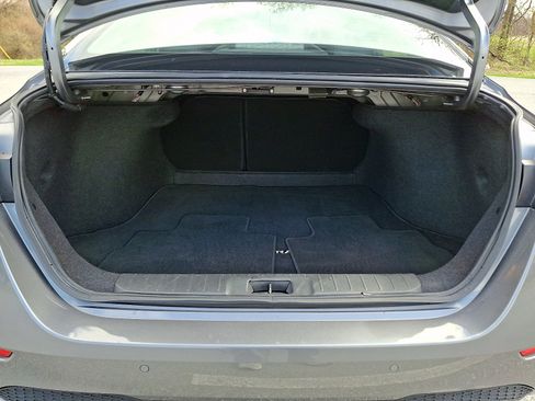 Used 2023 Nissan Sentra SV image 29