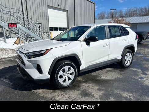 Used 2025 Toyota RAV4 LE image 8