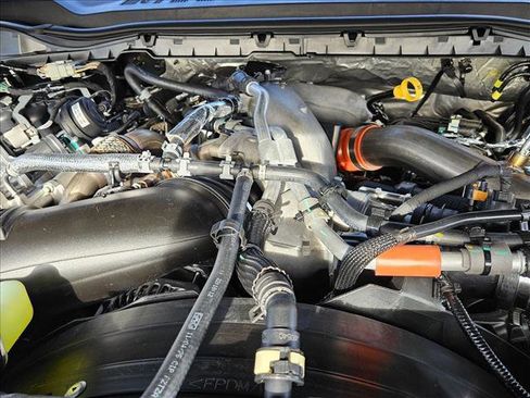 New 2026 Ford F250 Platinum w/ Tremor Off-Road Package image 17