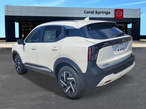 New 2026 Nissan Kicks SV w/ SV Premium Package FWD image 3