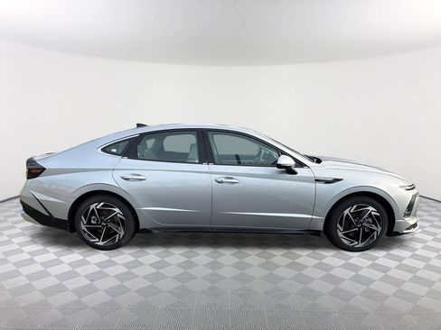New 2026 Hyundai Sonata SEL FWD image 4
