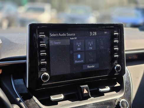 Used 2020 Toyota Corolla SE w/ SE Premium Package image 28