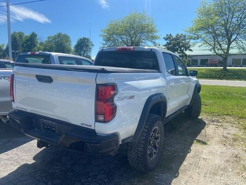 Used 2023 Chevrolet Colorado ZR2 w/ ZR2 Convenience Package III AWD/4WD image 5