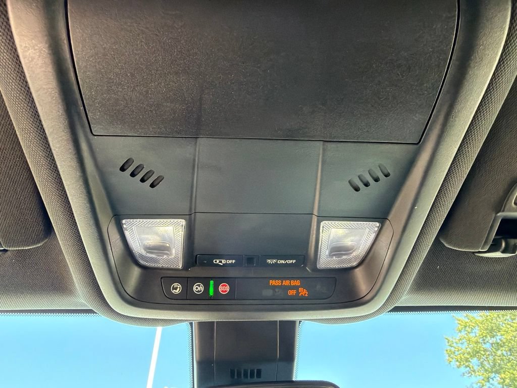 Used 2022 Chevrolet Equinox RS w/ LPO, Floor Liner Package FWD image 31