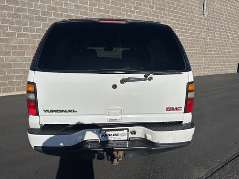 Used 2004 GMC Yukon XL Denali image 5