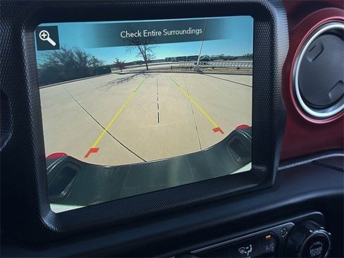 Used 2022 Jeep Gladiator Rubicon w/ Trailer Tow Package image 18