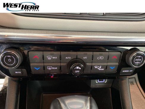 Used 2022 Jeep Compass Limited AWD/4WD image 6