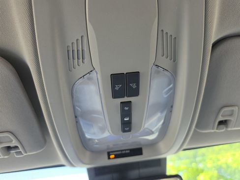 Used 2017 Chevrolet Equinox LS AWD/4WD image 22
