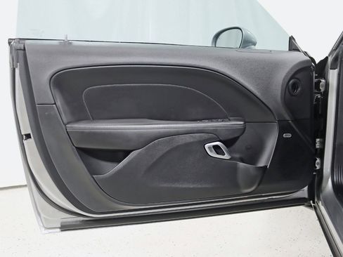 Used 2018 Dodge Challenger T/A image 31