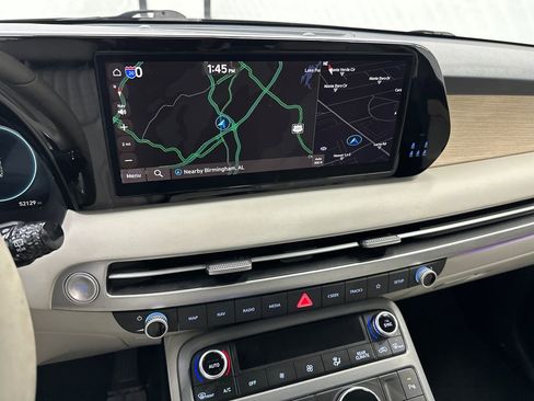 Used 2024 Hyundai Palisade Limited image 32