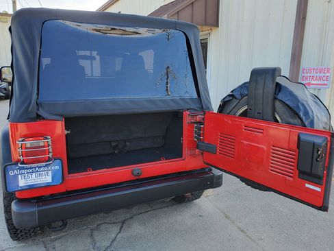 Used 2006 Jeep Wrangler Sport image 16