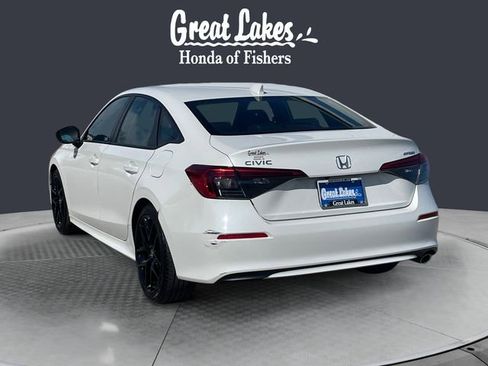 Used 2024 Honda Civic Sport image 3