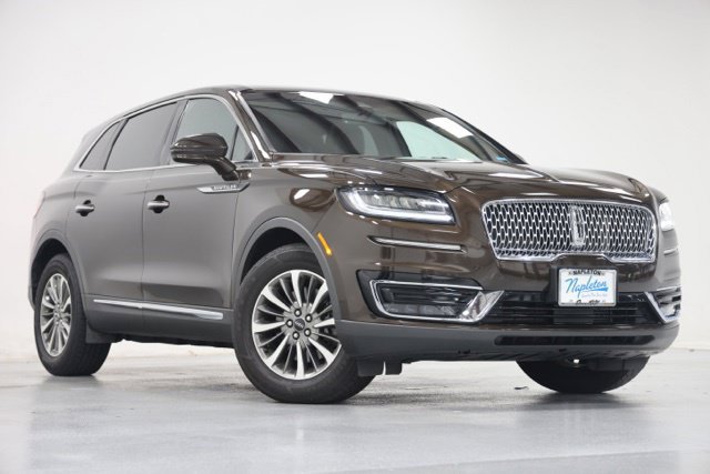 Used 2020 Lincoln Nautilus Reserve FWD image 1